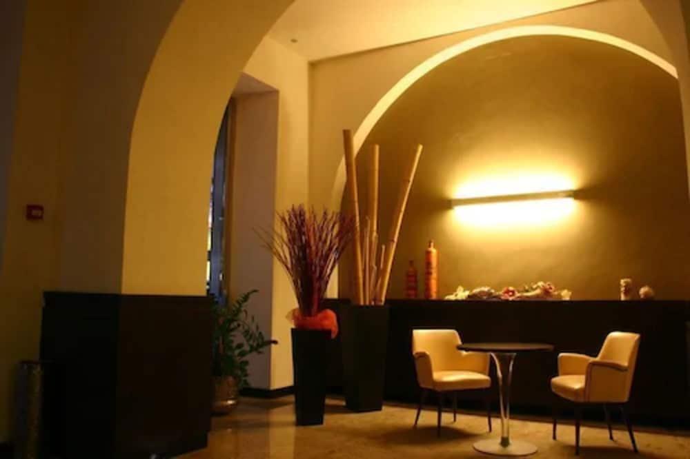 Hotel Europa Foggia Exteriör bild